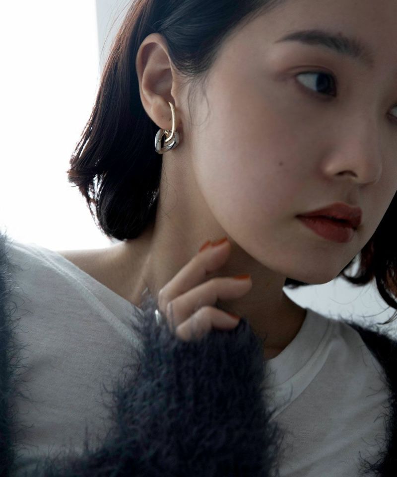 COMBI COLOR HANG EAR CUFF