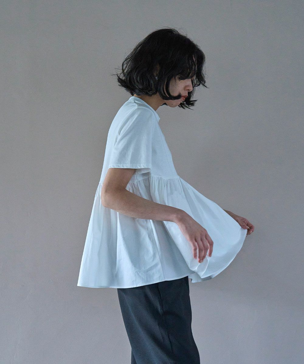 OTONA SWITCHING HALF PEPLUM TEE