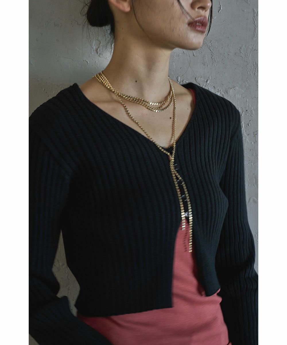 TRIPLE CHAIN NECKLACE