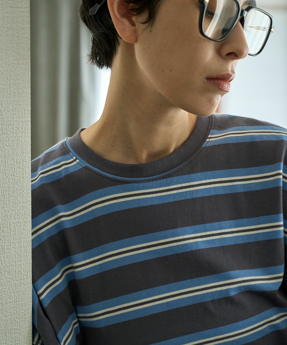 OVER SIZE BORDER TEE