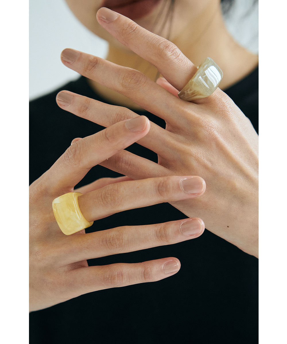 SQUARE TRANSLUCENT RING