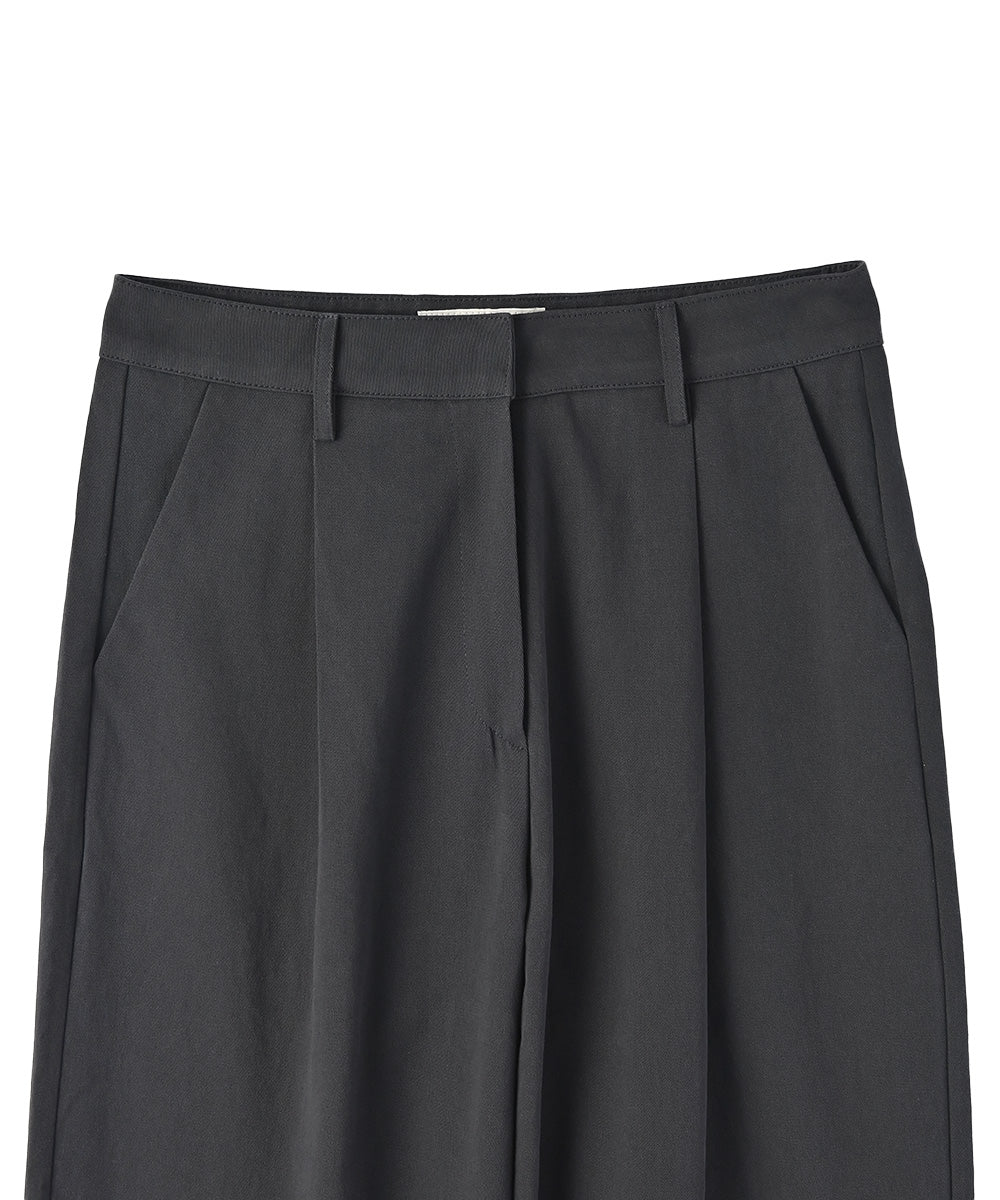 COTTON TUCK PANTS