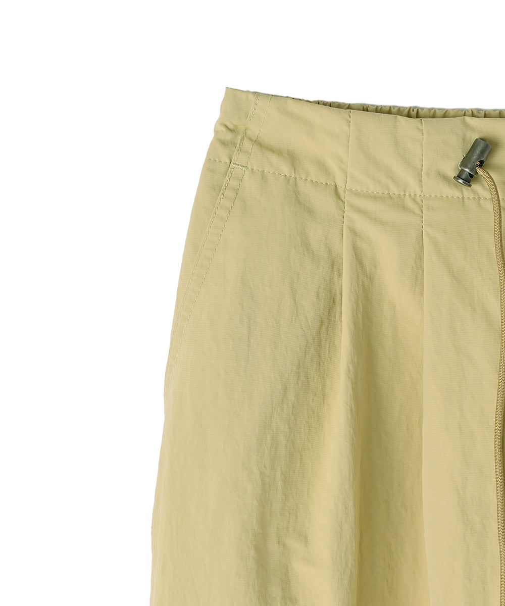 WATER-REPELLENT PANTS
