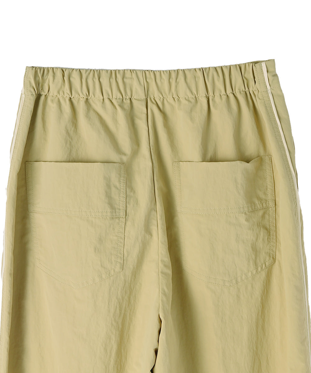 WATER-REPELLENT PANTS