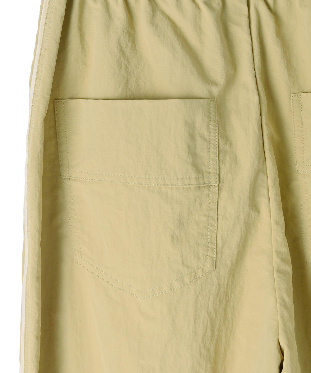 WATER-REPELLENT PANTS