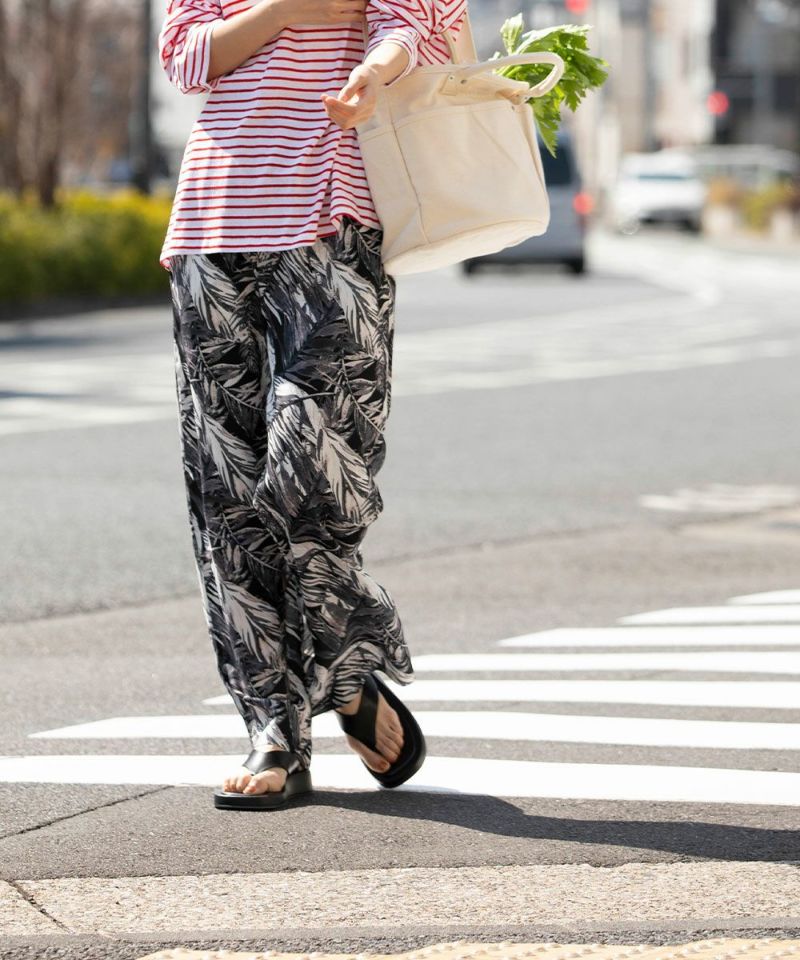 BOTANICAL PRINT PANTS