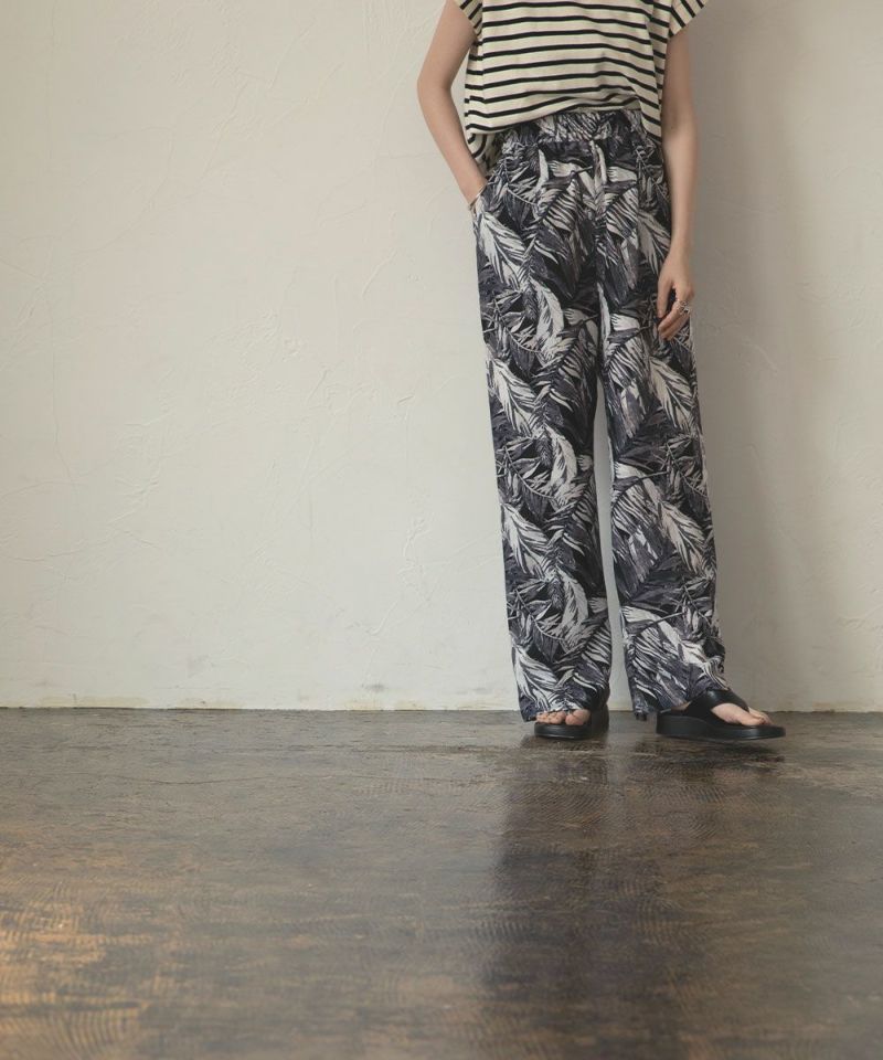 BOTANICAL PRINT PANTS