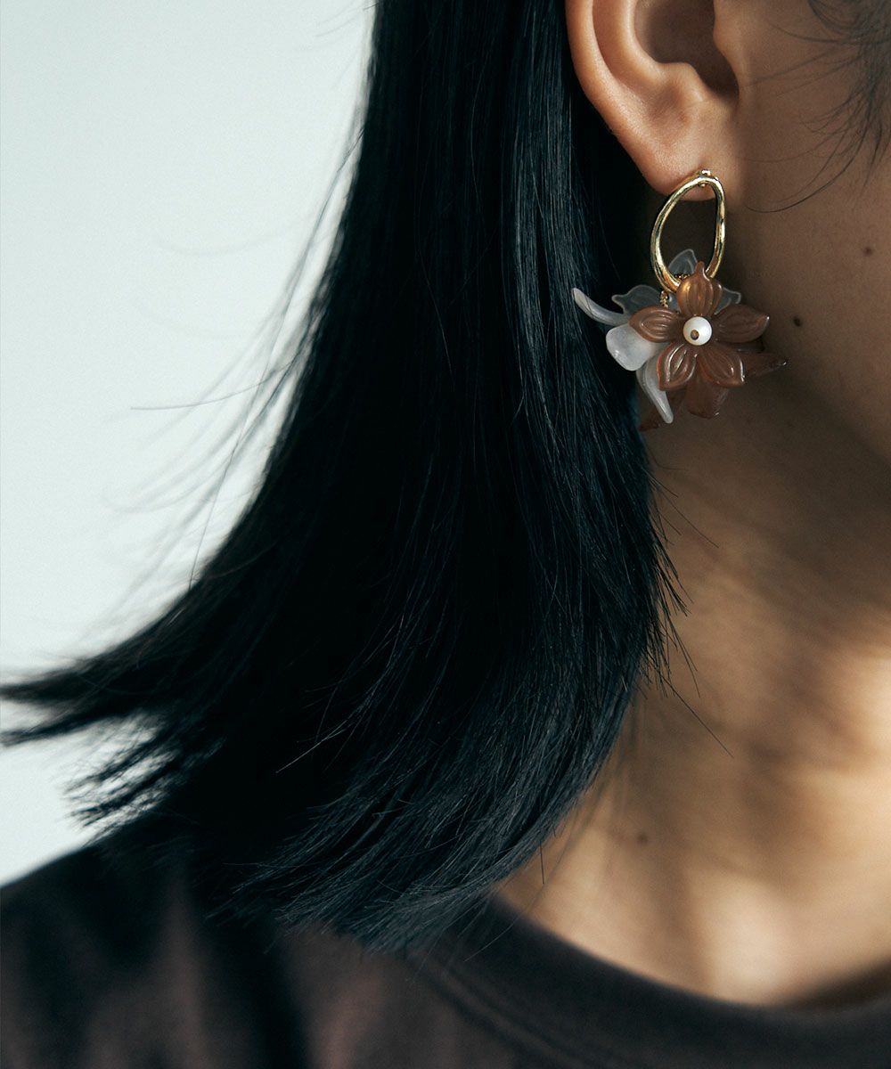 【SALE】TRANSLUCENT FLOWER PIERCE