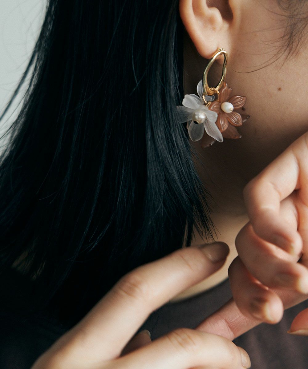 【SALE】TRANSLUCENT FLOWER PIERCE