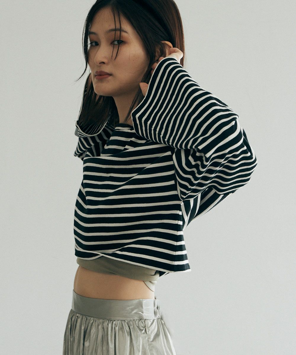 BORDER SHORT OVER TEE