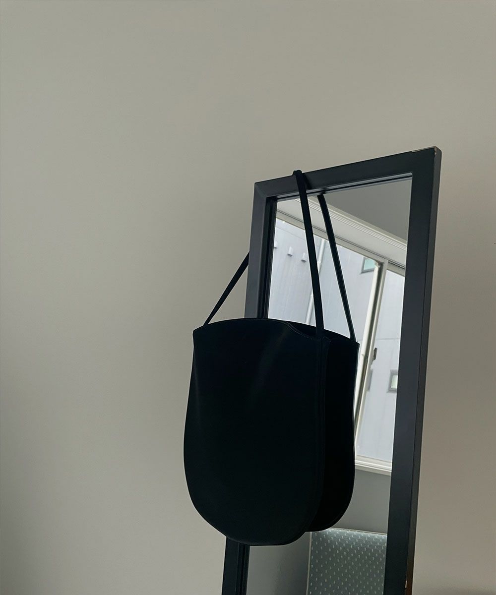 MAT ONESHOULDER BAG