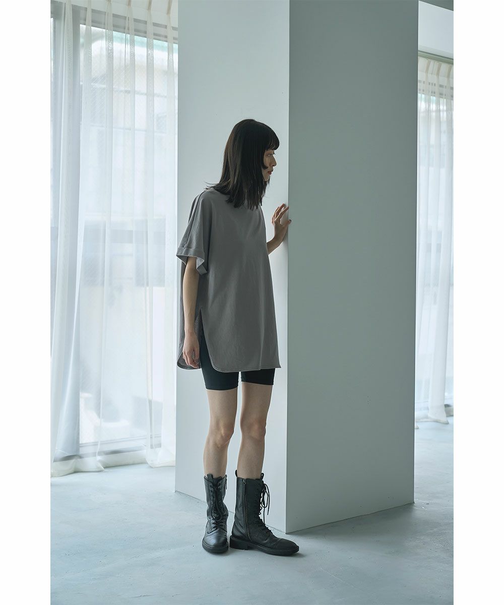 ASYMMETRY SLEEVE TEE