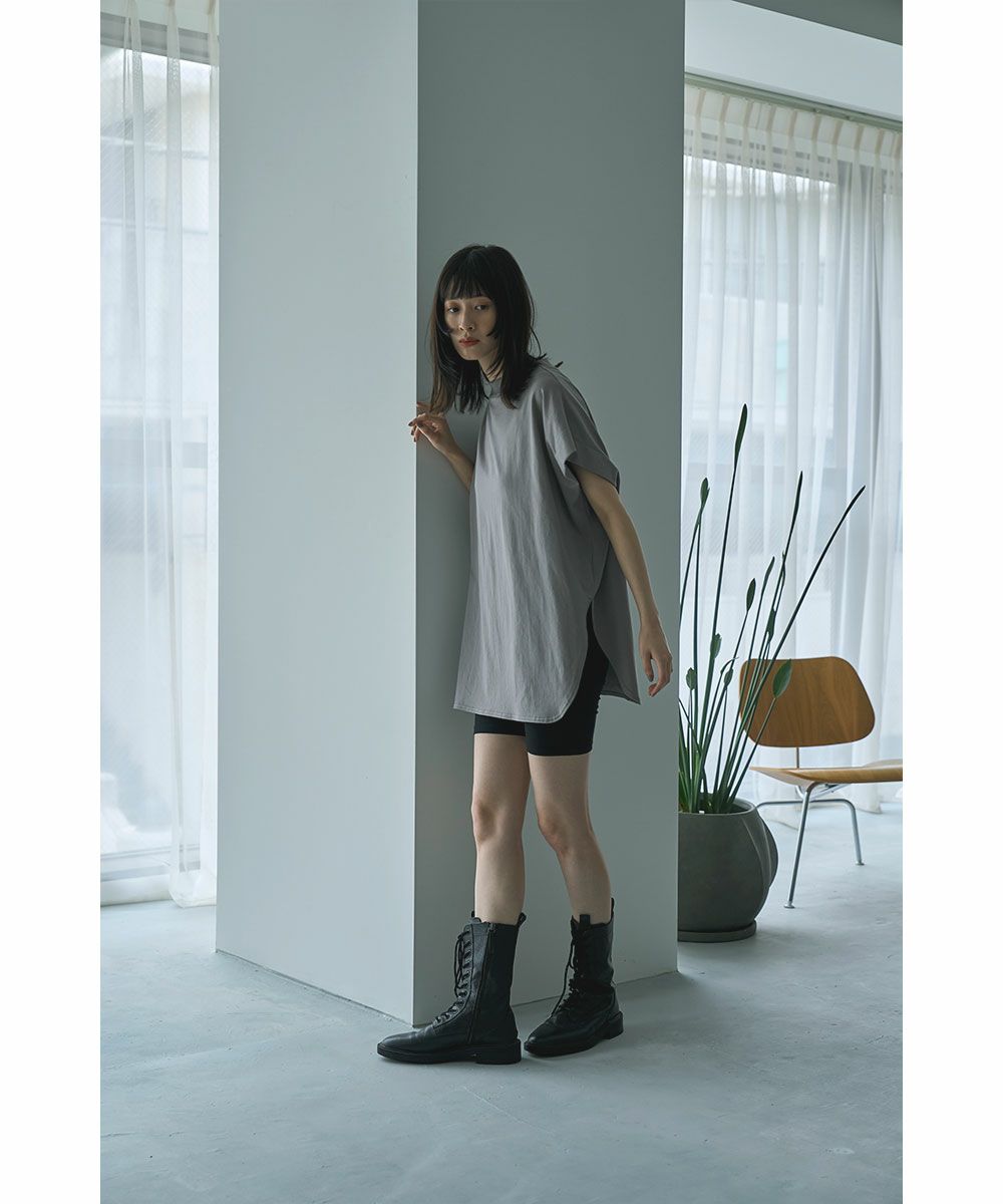 ASYMMETRY SLEEVE TEE