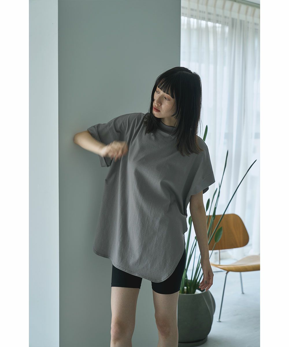 ASYMMETRY SLEEVE TEE