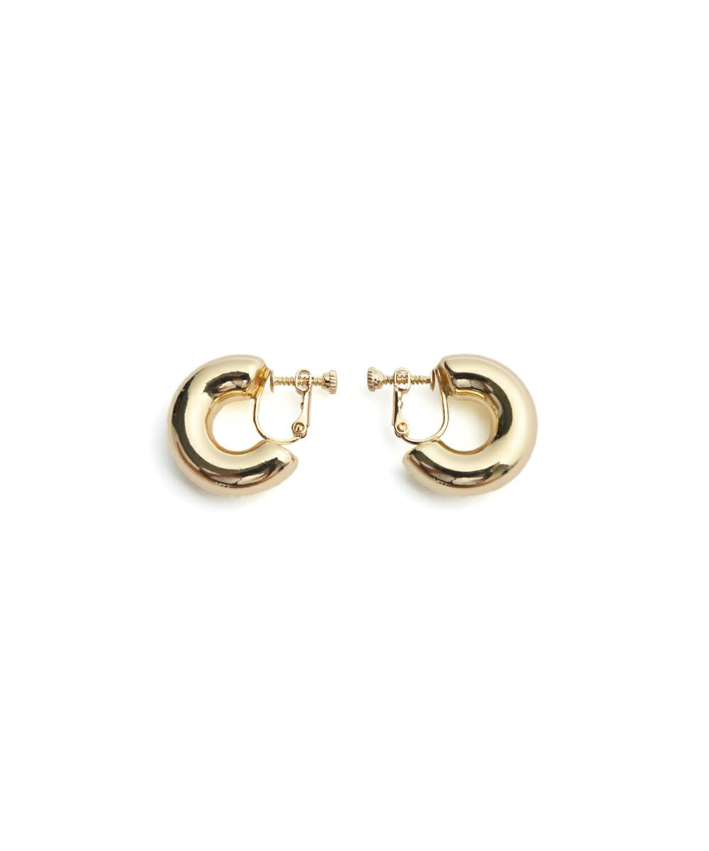 WIDE CIRCLE EARRING