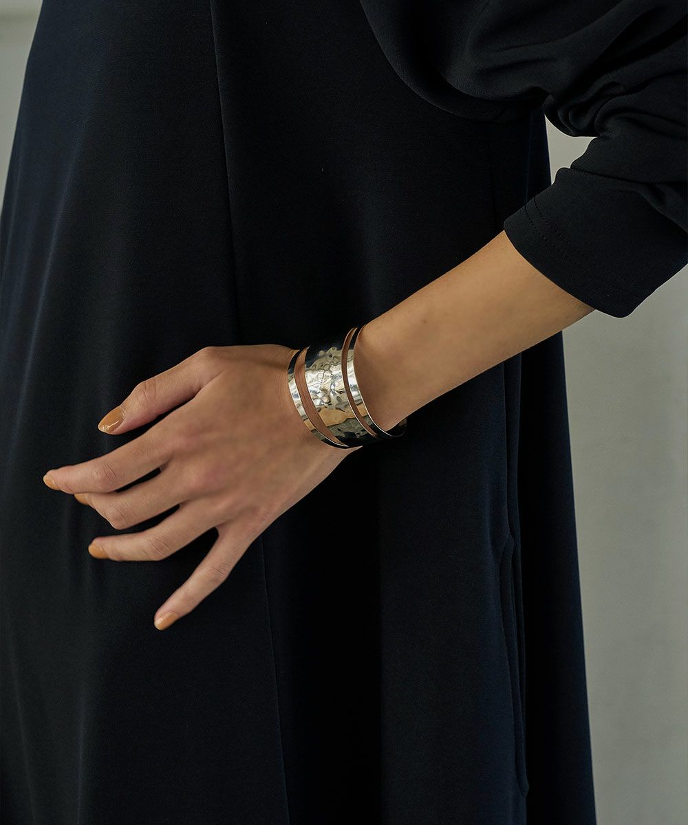 SLIT BANGLE