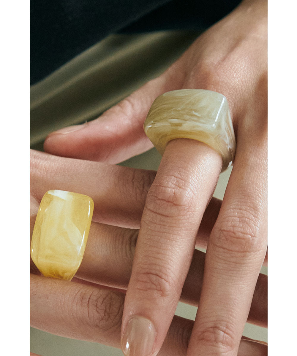 SQUARE TRANSLUCENT RING