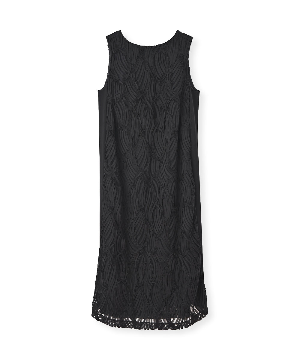 BLACK__752242-b1.jpg-15