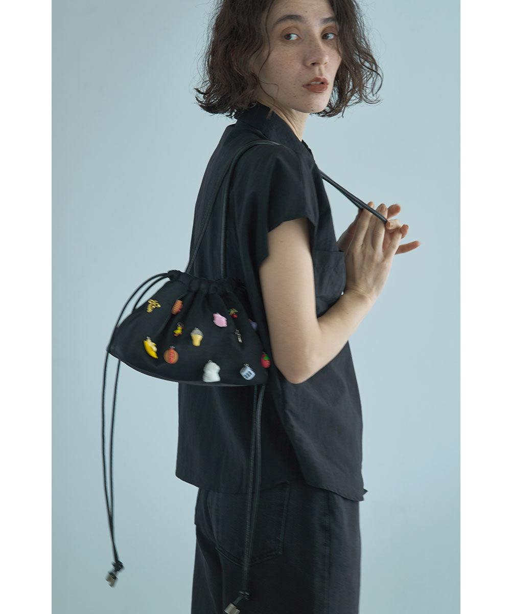 casselini]CHARM ATTACHED SHOULDER BAG