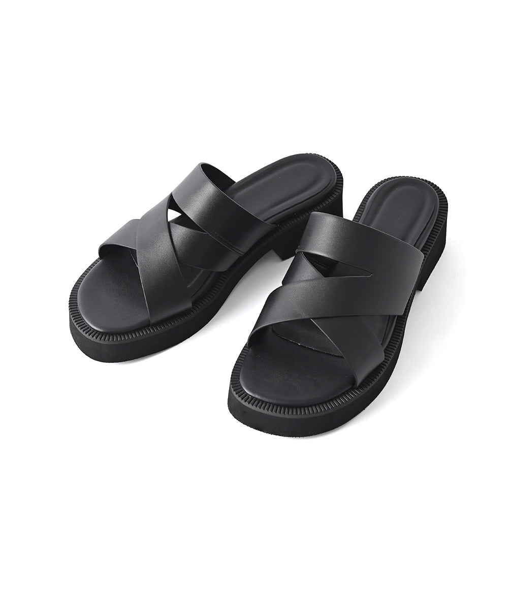 BLACK__752370-b2.jpg-12