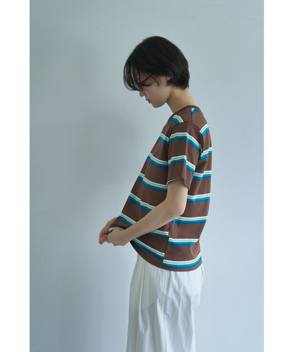 MULTI BORDER HALF SLEEVE TEE