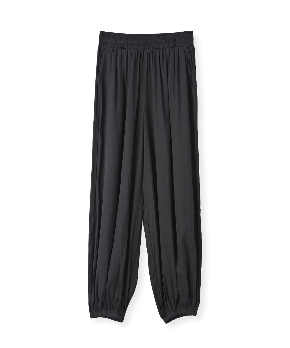 BLACK__752466-b1.jpg-11