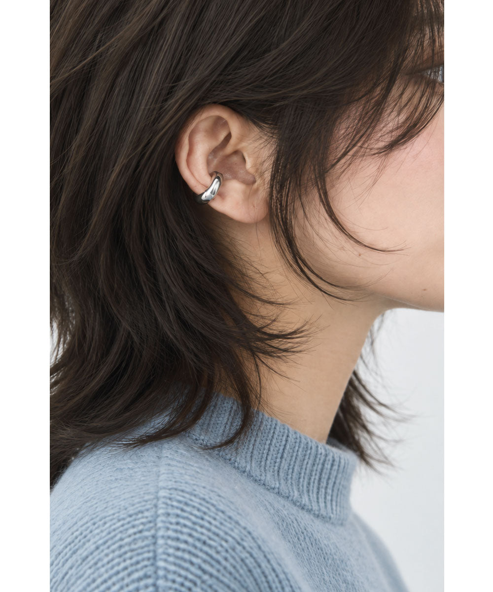 CHUNKY ONE TOUCH EARRINGS